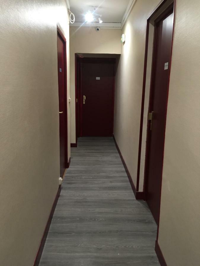 Hotel De Strasbourg 欧奈索斯博伊斯 外观 照片