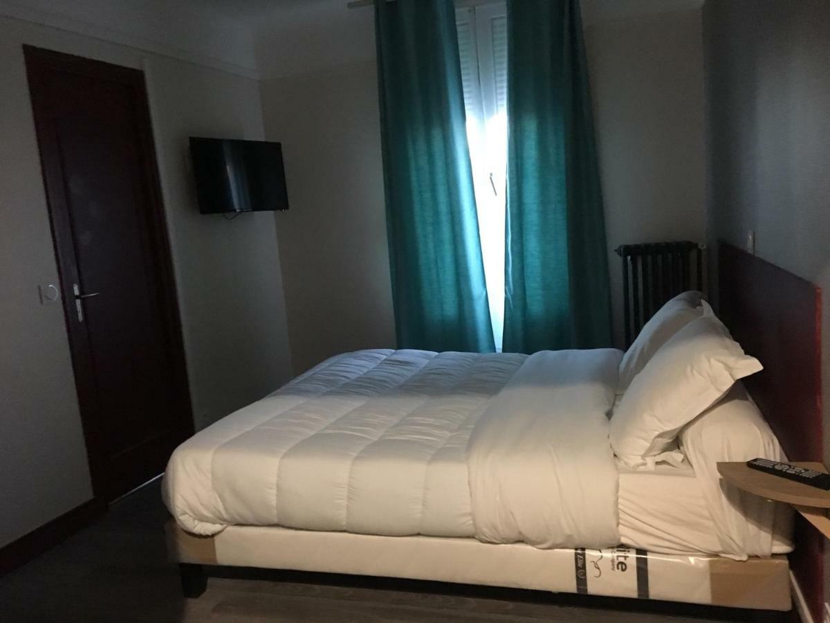 Hotel De Strasbourg 欧奈索斯博伊斯 外观 照片